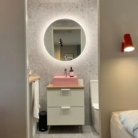 Newly Renovated In A Residential Area With Great View Daire Kristiansand
