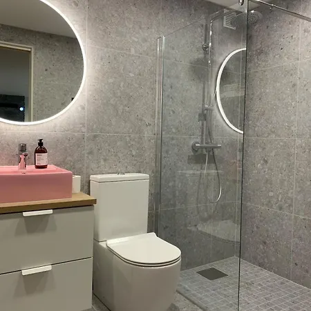 Newly Renovated In A Residential Area With Great View 公寓 克里斯蒂安桑